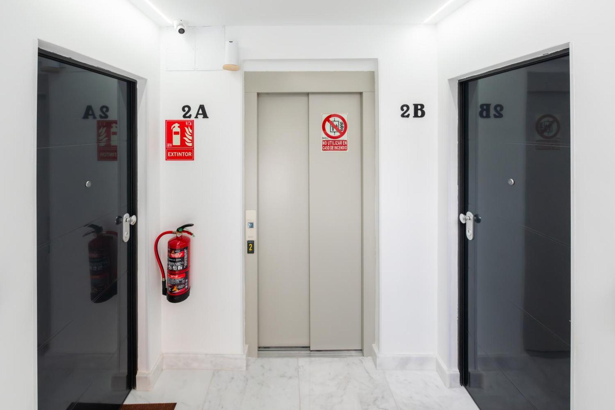Lemon Apartment & Hotels Bernabeu Madryt Zewnętrze zdjęcie